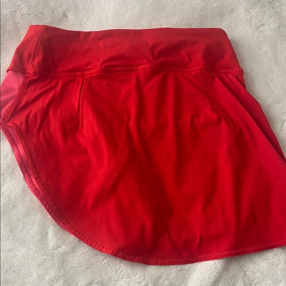 lululemon athletica Vibrant Red Asymmetrical Skirt - Picture 2 of 3